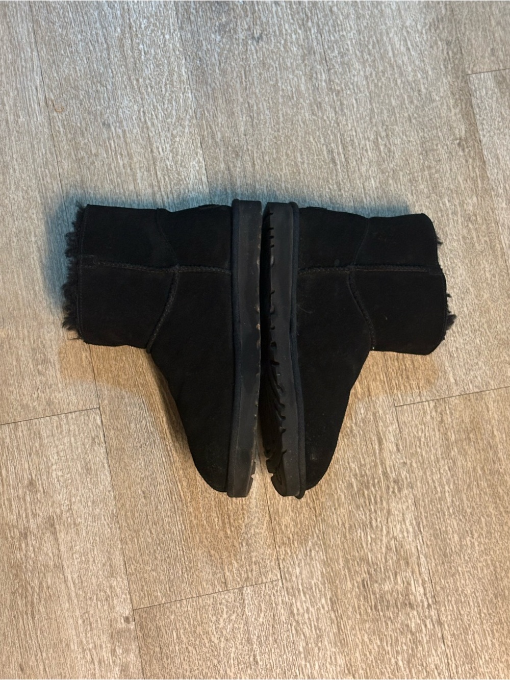 UGG BLACK MINI BAILEY LOGO STRAP WOMENS SIZE 11 BOOTS - Picture 2 of 10